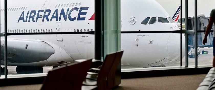 Air France Col Poignée Drapé 